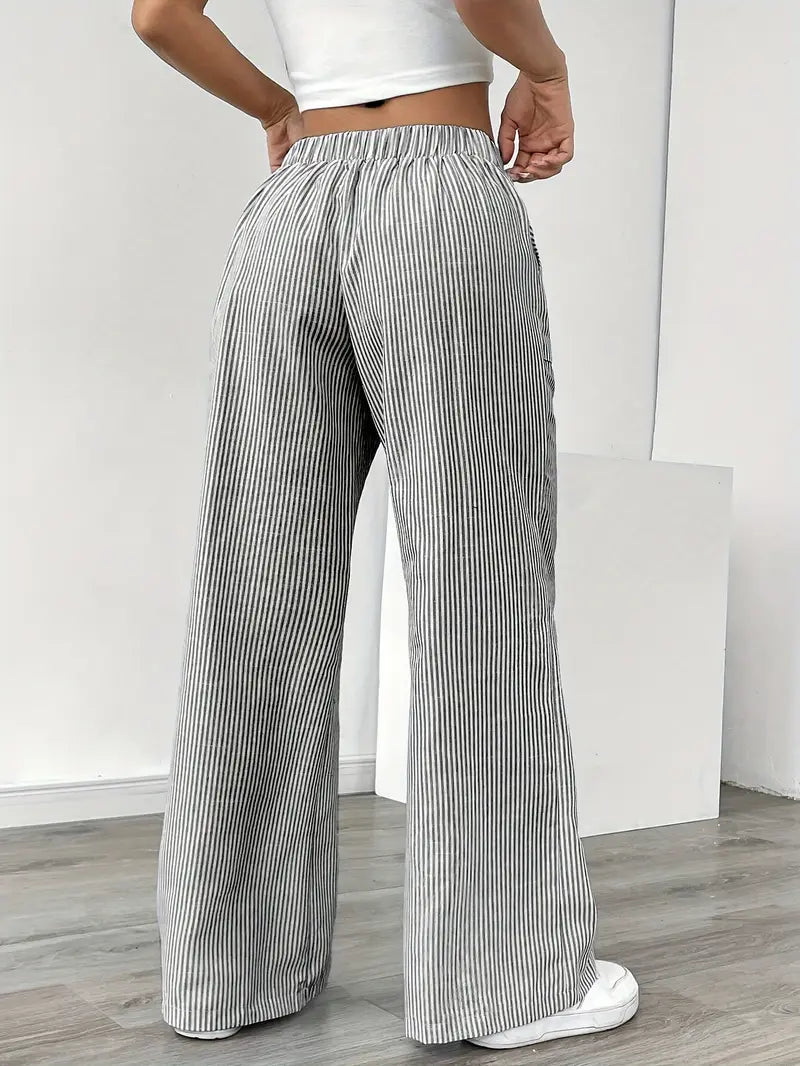 Alina – Pantalón Elegante a Rayas con Bolsillos
